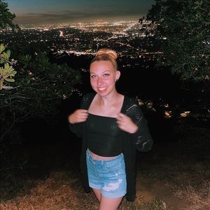 Meet your Posher, Hannah